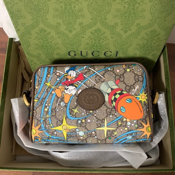 gucci donald duck wallet